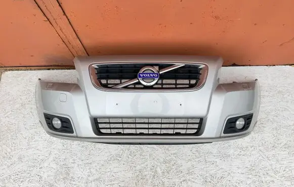 Volvo V50 Front bumper 30744976 30744913