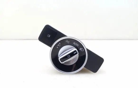 Mercedes-Benz CLS C218 X218 Light switch A2129050551