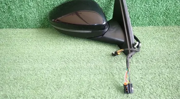 Opel Frontera Front door electric wing mirror 