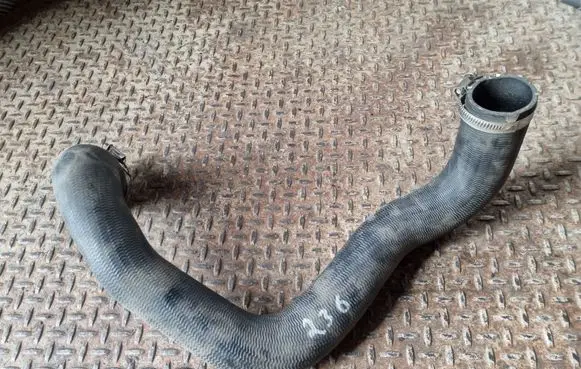 Ford Kuga II Intercooler hose/pipe FV416F072AD
