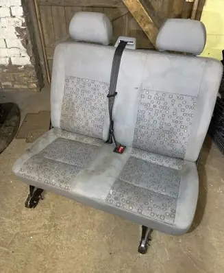 Volkswagen Transporter - Caravelle T5 Second row seats 
