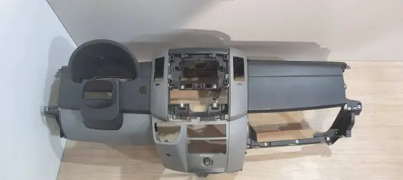 Volkswagen Crafter Dashboard A9066800006 DN13705 2053170