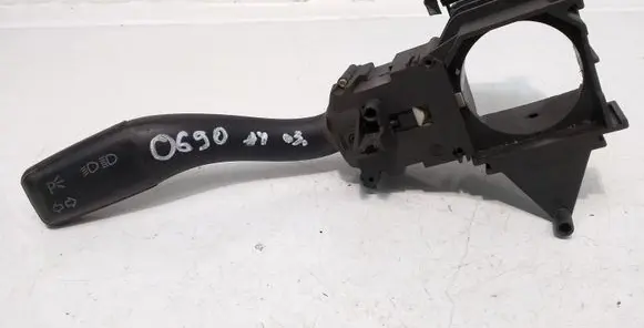 Audi A4 S4 B6 8E 8H Indicator stalk 8E0953513A