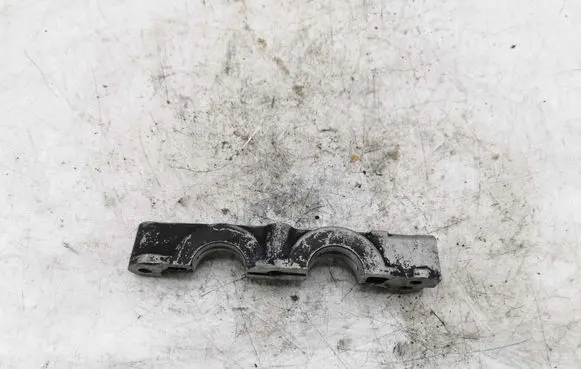Nissan X-Trail T30 Camshaft holder NOCODE