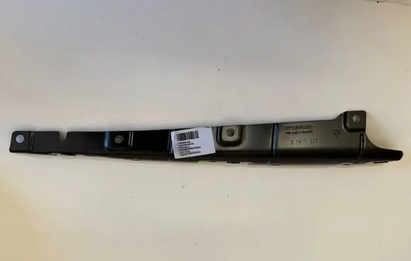 Porsche Cayenne (92A) Fender mounting bracket 7P5806520 2545702S 95850352000