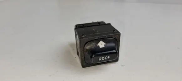Saab 900 Sunroof switch 8529468