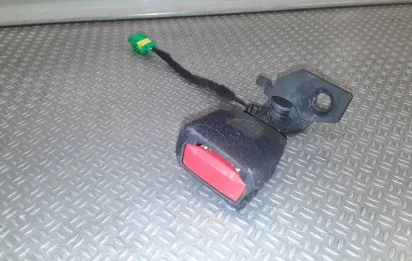 Fiat Tipo Middle seatbelt buckle (rear) 636097200B