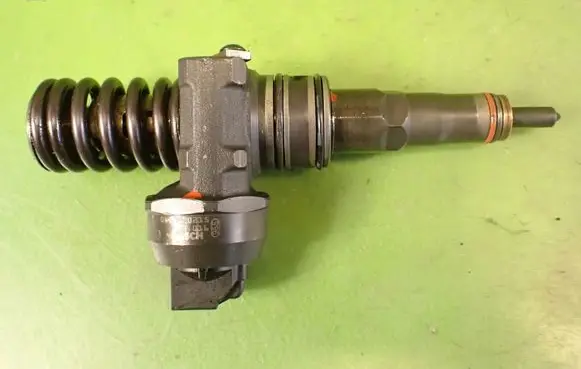 Seat Toledo III (5P) Fuel injector