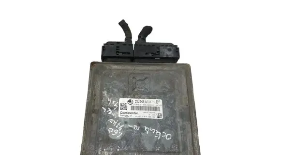 Skoda Octavia Mk2 (1Z) Engine control unit/module 03L906023AG 03L906023FP 5WP42652AA