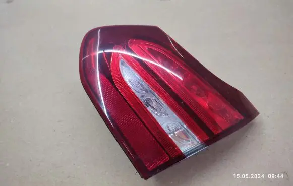 Mercedes-Benz C W205 Tailgate rear/tail lights A2059061603