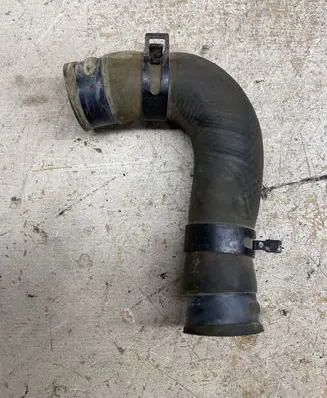 Hyundai Santa Fe Engine coolant pipe/hose