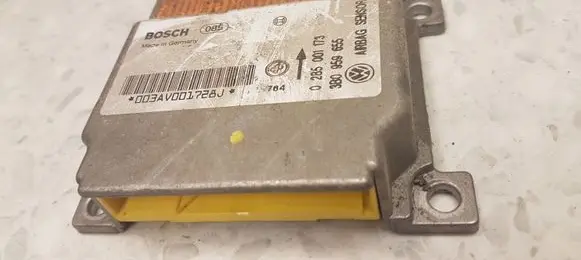Volkswagen PASSAT B5 Airbag control unit/module 3B0959655 0285001173