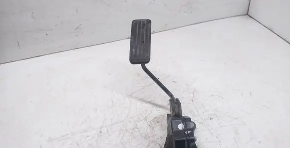 Subaru Outback Accelerator throttle pedal 36010AG110 1988007090 09N28B00017