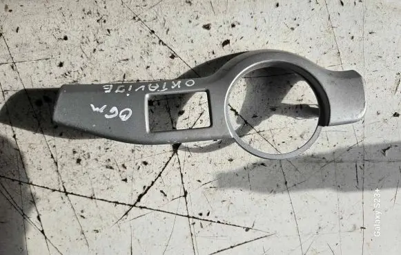Skoda Octavia Mk2 (1Z) Dashboard glove box trim 1Z1858417