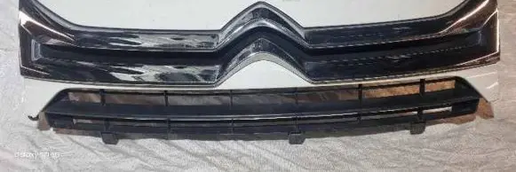 Citroen Jumpy Front bumper upper radiator grill