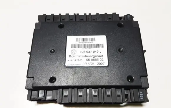 Volkswagen Touareg I Comfort/convenience module 7L6937049J 05066522