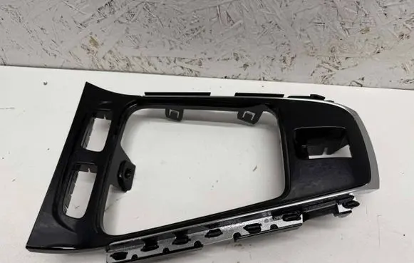 Opel Grandland X Gear shifter surround trim plastic YP00055677