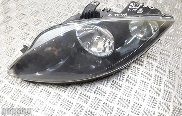 Seat Altea XL Headlight/headlamp 5P2941005D
