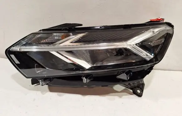 Dacia Sandero III Headlight/headlamp 260608545R