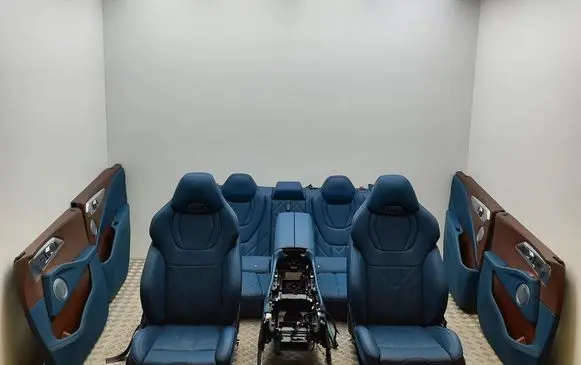 BMW XM Interior set 5A685E3 5A685E4