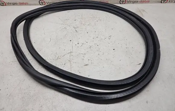 Opel Grandland X Front door rubber seal 9811537480