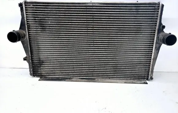 Volvo XC70 Intercooler radiator 8649471A