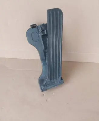 Volkswagen Golf VI Accelerator throttle pedal 1K1721503P