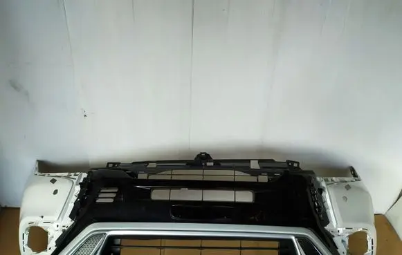 Mitsubishi Outlander Front bumper