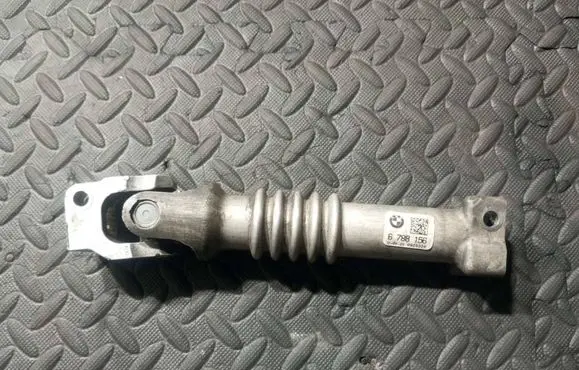 BMW 5 F10 F11 Steering column universal joint 6788156