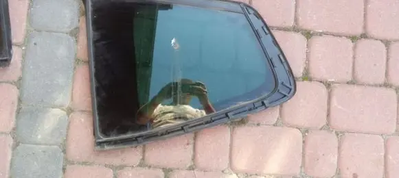 Opel Zafira C Front triangle window/glass 500KM