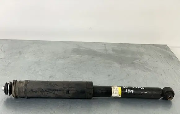 Toyota Avensis T270 Rear shock absorber/damper 4853005413