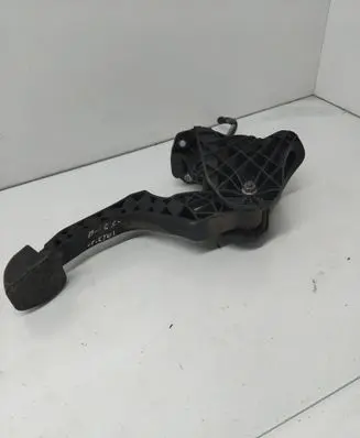Volkswagen PASSAT B6 Clutch pedal 1K0721796K