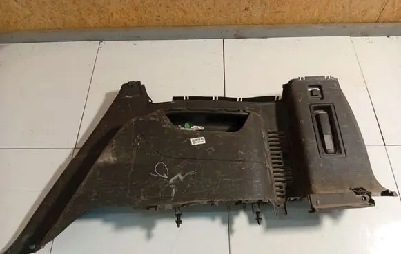 Citroen C4 I Picasso Other trunk/boot trim element 9682361677