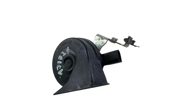 Volkswagen PASSAT B8 Alarm system siren E355306