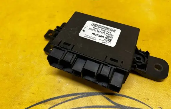 Ford Bronco Door control unit/module MU5T-14B533-CK MU5T14B533CK