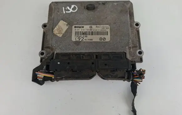 Fiat Stilo Engine control unit/module 73501236 0281010738