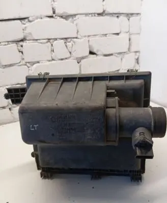 Volkswagen II LT Air filter box 2D0129601G 2D0129620B 2D0129607