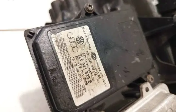 Skoda Superb B6 (3T) Headlight ballast module Xenon 7l6941329b 5df00936815ah