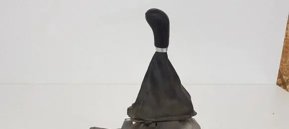 Toyota Avensis T220 Gear shifter/selector