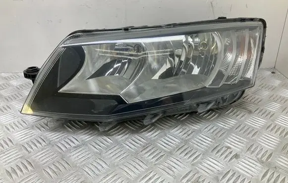 Skoda Octavia Mk3 (5E) Headlight/headlamp 5E2941017