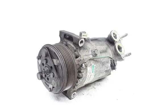 Volvo V40 Air conditioning (A/C) compressor (pump) P31291251