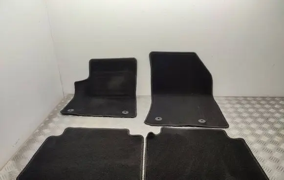 Citroen C3 Aircross Car floor mat set 13142011