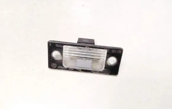 Volkswagen Bora Number plate light 1j5943021d