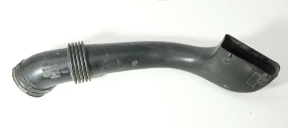 Audi A8 S8 D2 4D Air intake duct part 078129643C