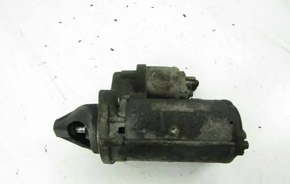 Opel Astra H Starter motor 