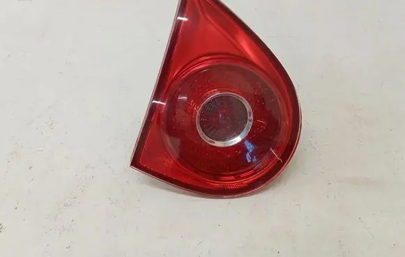 Volkswagen Golf V Tailgate rear/tail lights 1K6945094J