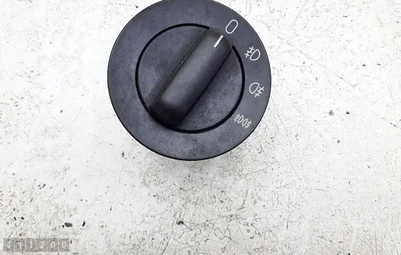 Fog light switch