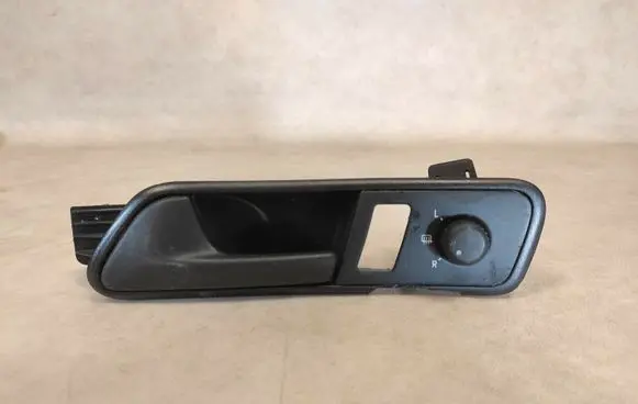 Volkswagen Caddy Front door interior handle