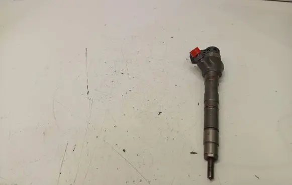 Audi A4 S4 B8 8K Fuel injector 0986435166