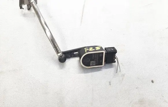 BMW X3 F25 Headlight/headlamp level sensor 6784072